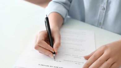 can a person refuse to sign divorce papers in canada