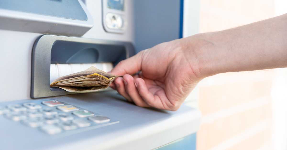 can i withdraw money from my personal account before a divorce